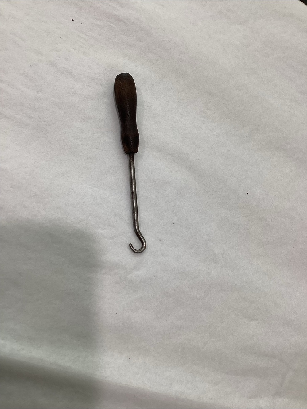 Antique Button hook for Victorian/Edwardian boots/shoes.  Metal hook wd. Handle